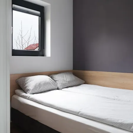 Apartament Plaza